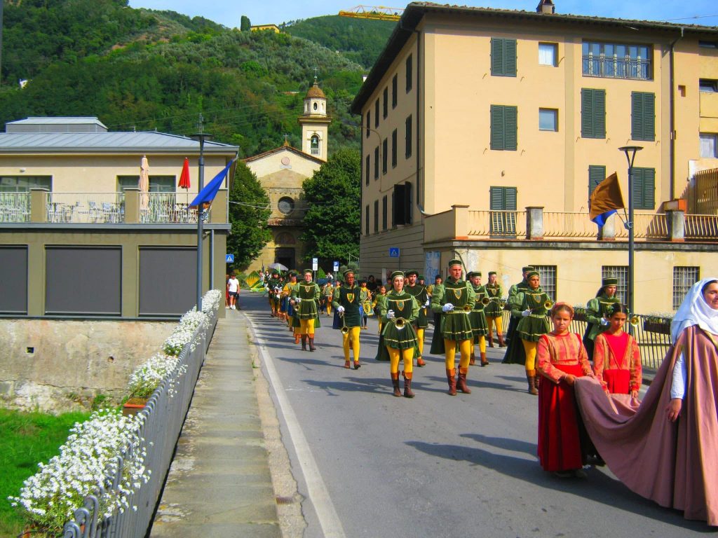 Pescia Rione San Michele 11 Pescia Rione San Michele 10